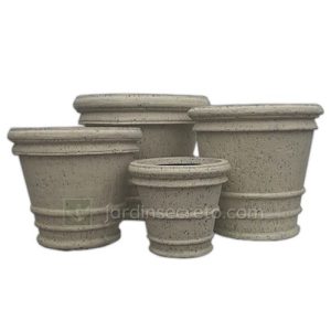 Macetas de Fibra de Vidrio Modelo Vaso Clásico